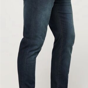 Travis Mathew LEGACY FEATHERWEIGHT JEANS 50